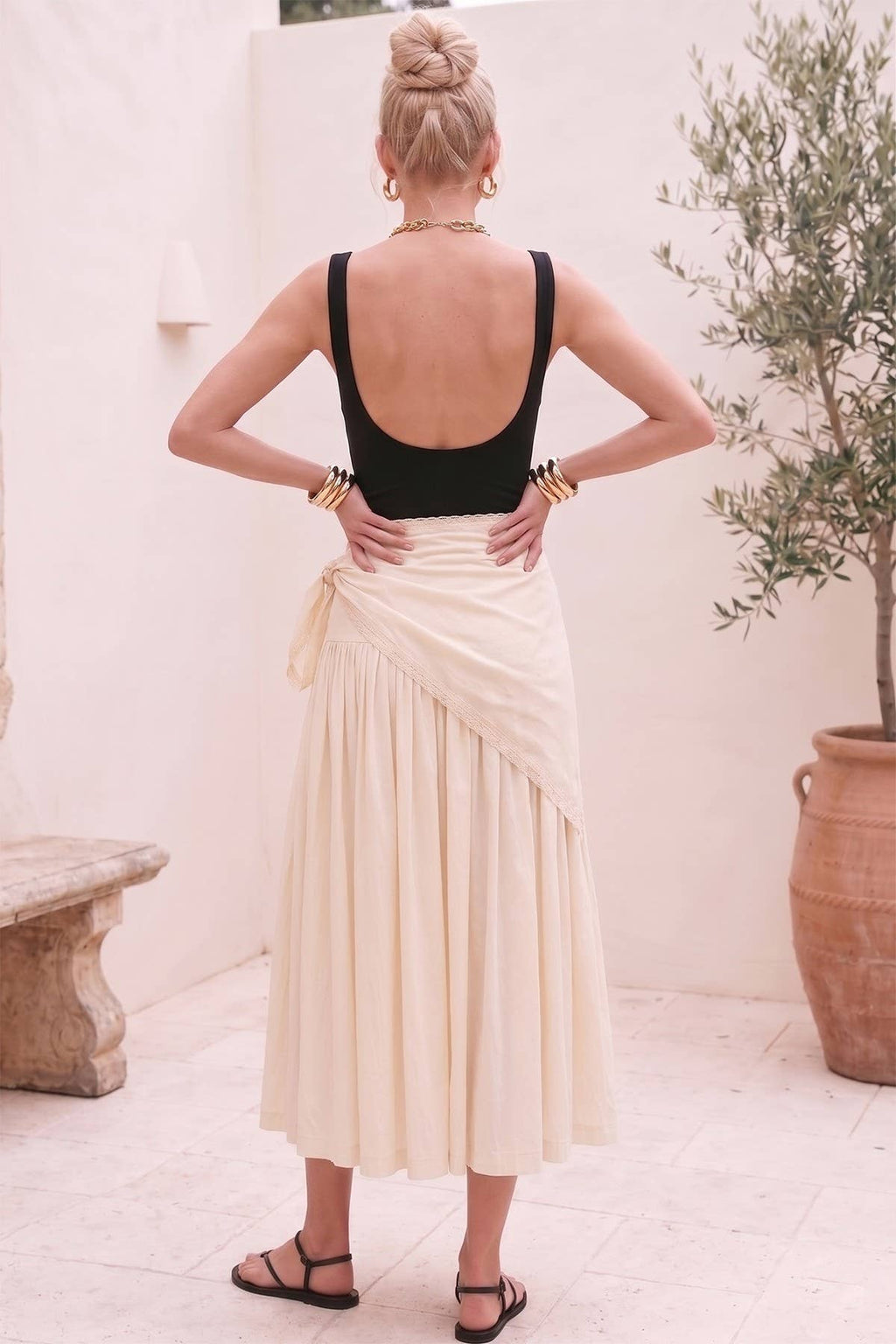 SIDE TIE DETAIL PLEATED WOVEN MIDI SKIRT