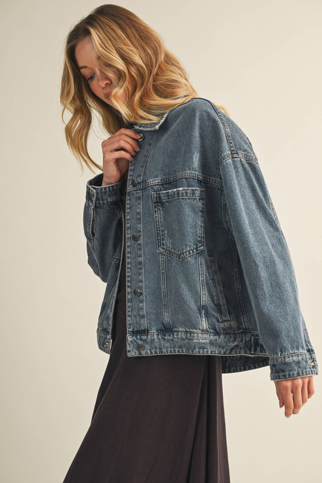 BACK PLEATED JACKET