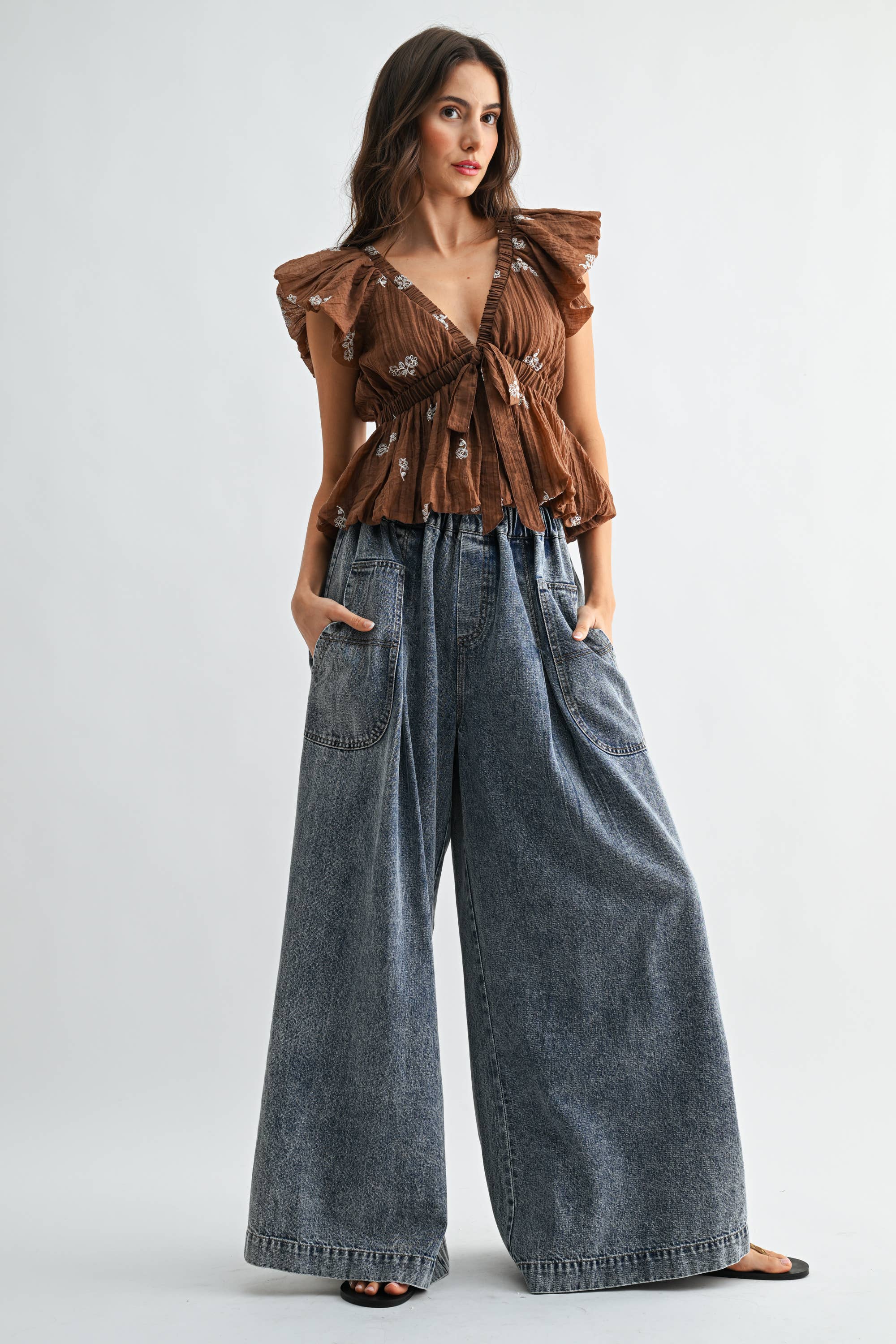 EMBROIDERED TIE-WAIST CROP TOP
