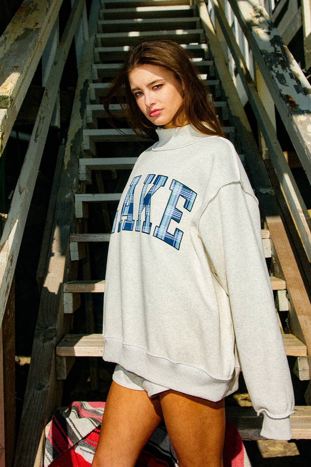 Reversible 'LAKE & MOUNTAIN' Mock-neck Sweatshirt