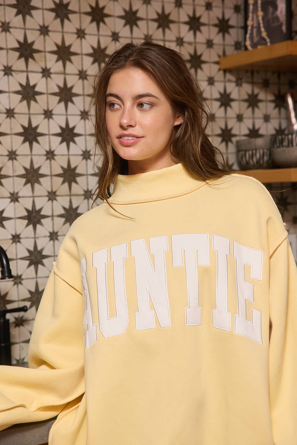 AUNTIE Mockneck Sweatshirt