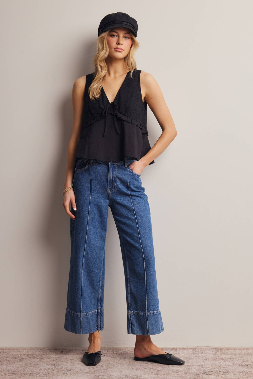 Lace Yoke Tie-Front Sleeveless Top