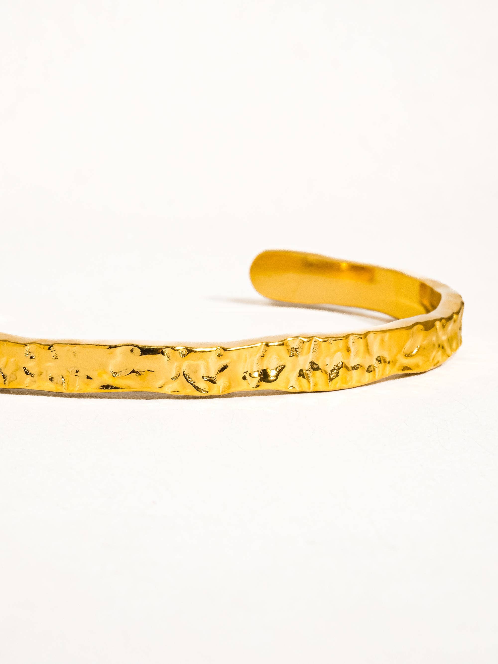 Bastien 18K Gold Non-Tarnish Textured Thin Bangle: Yellow Gold