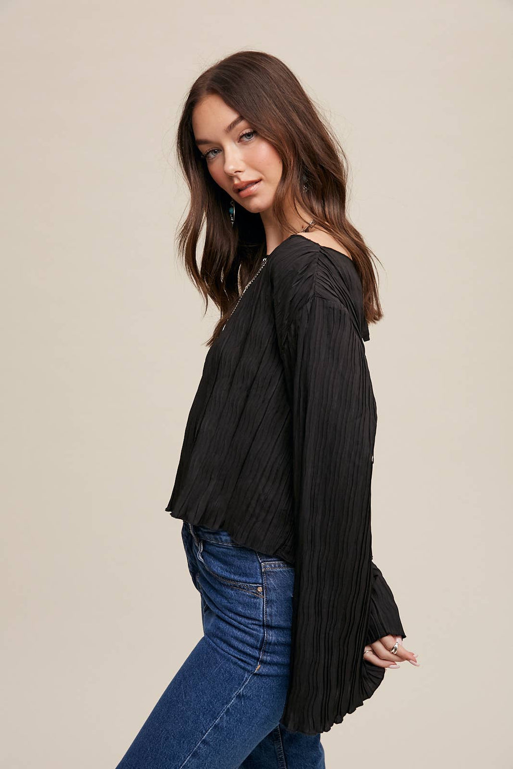 Pleated Open Back Tie Blouse: Black