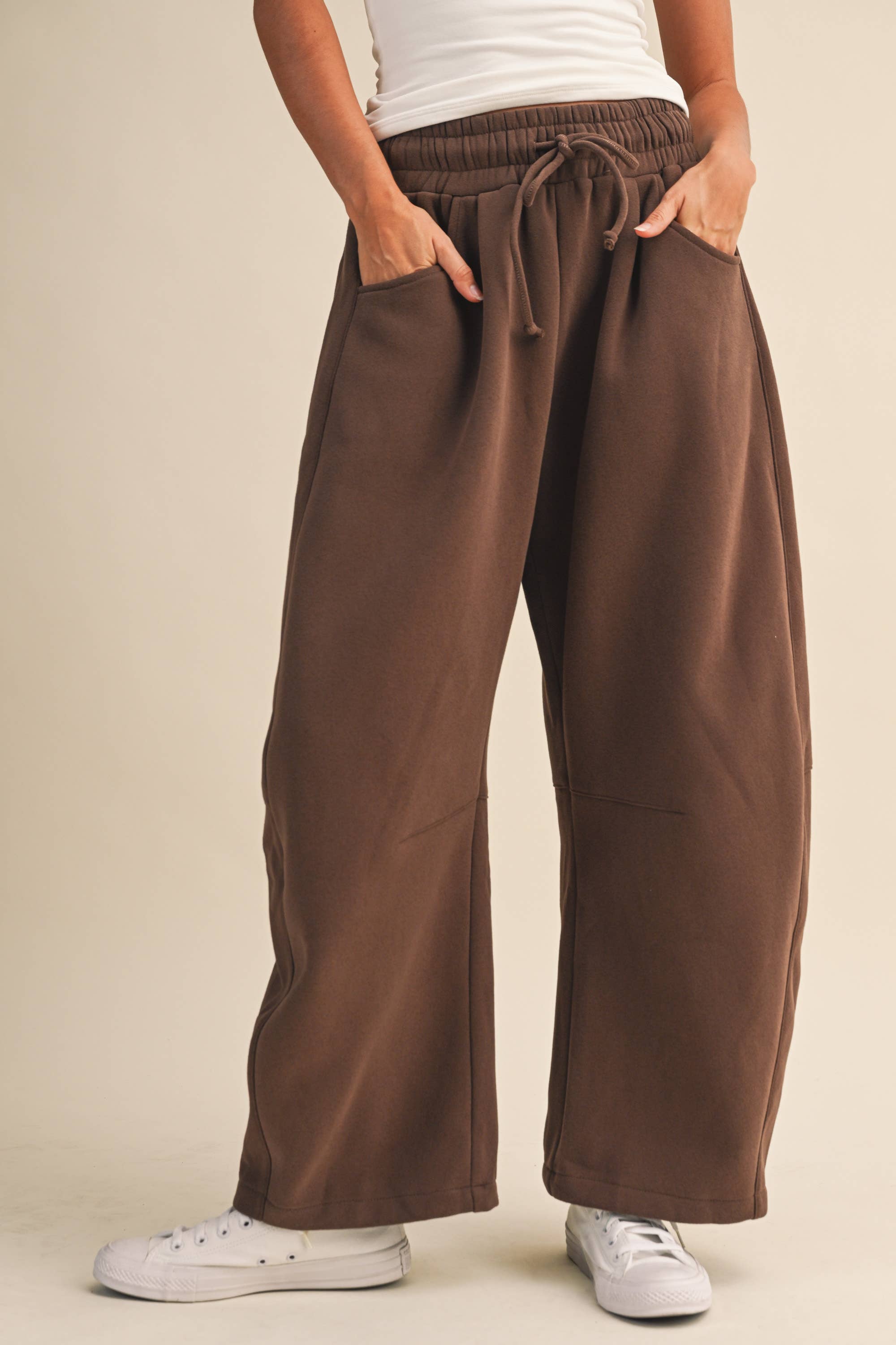BARREL SWEATPANTS WITH SIDE POCKETS