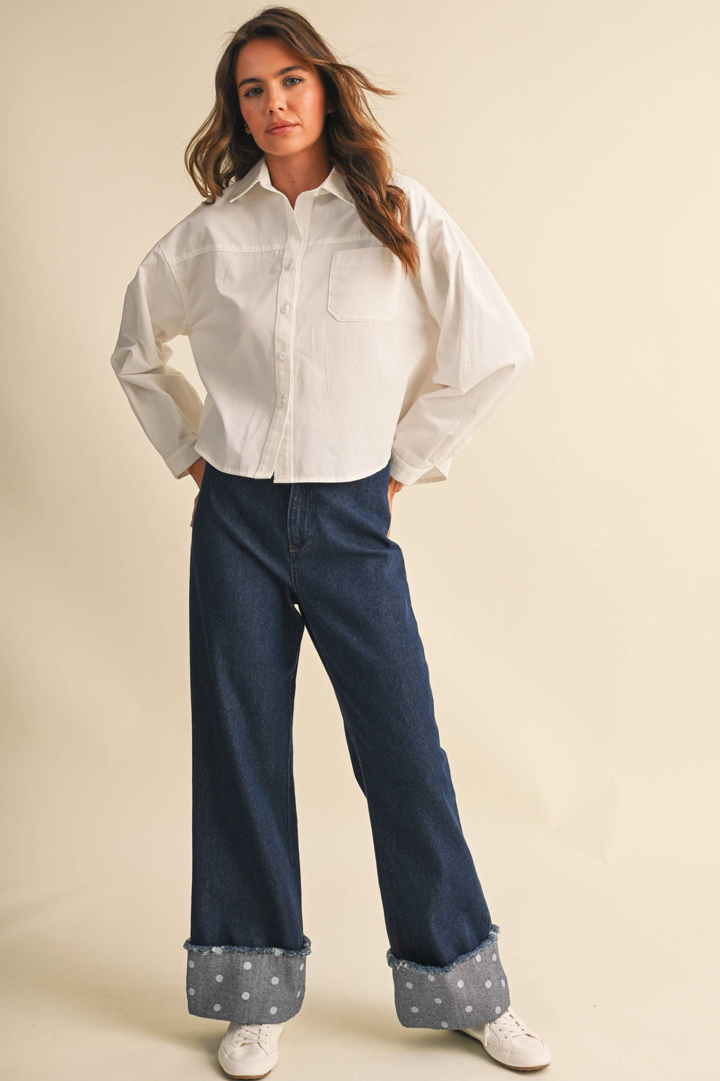 CROPPED RELAXED FITTON BUTTON DOWN SHIRT