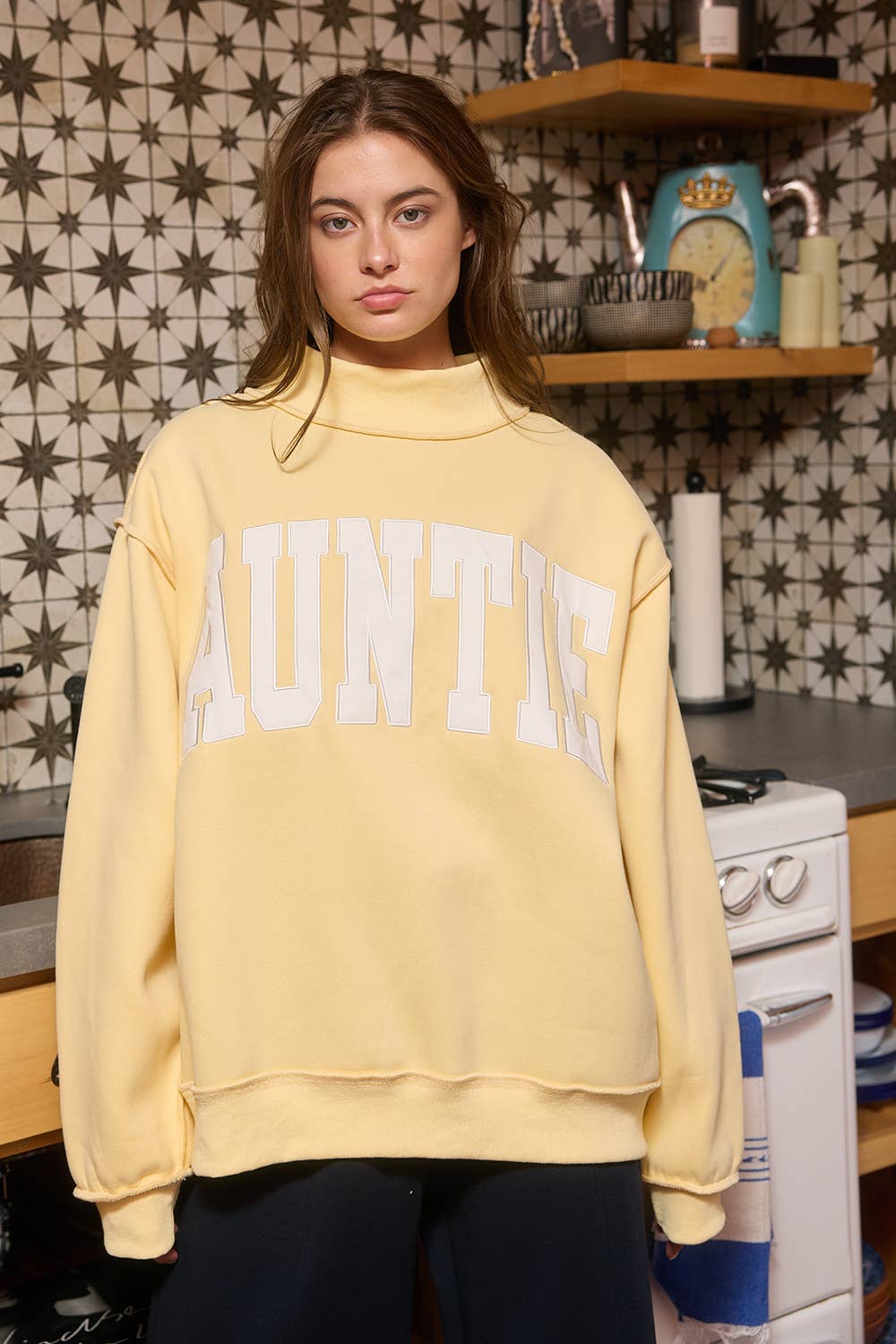 AUNTIE Mockneck Sweatshirt