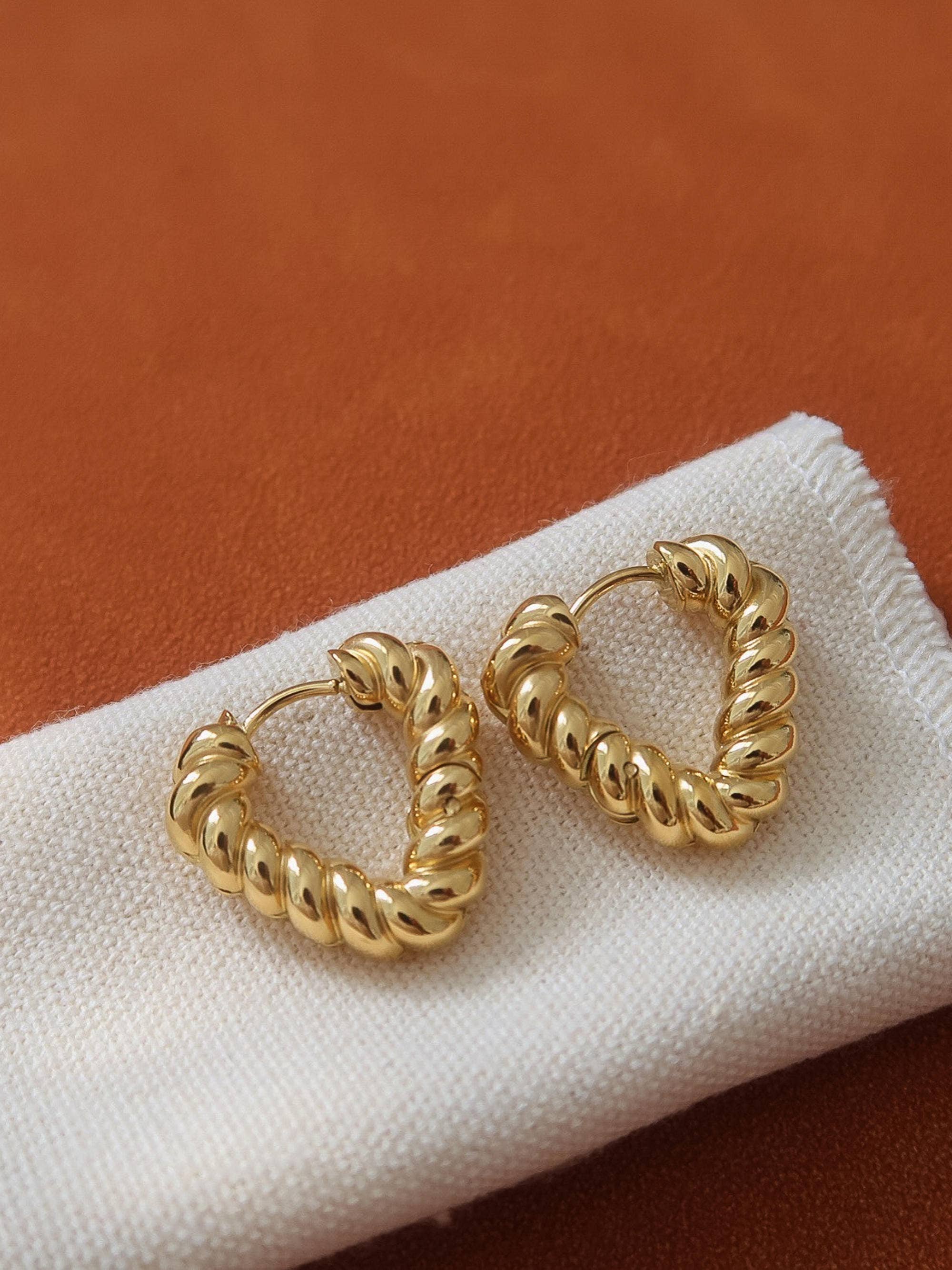 Prudence 18K Gold Non-Tarnish Twisted Heart Hoop Earrings: Yellow Gold