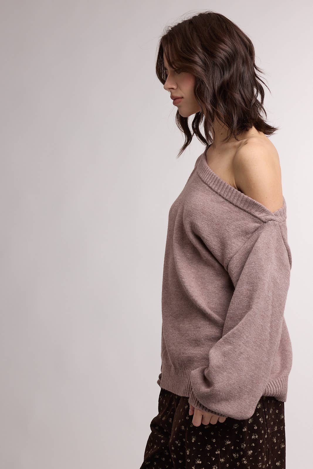 RIBBED HEM ONE SHOULDER SWEATER