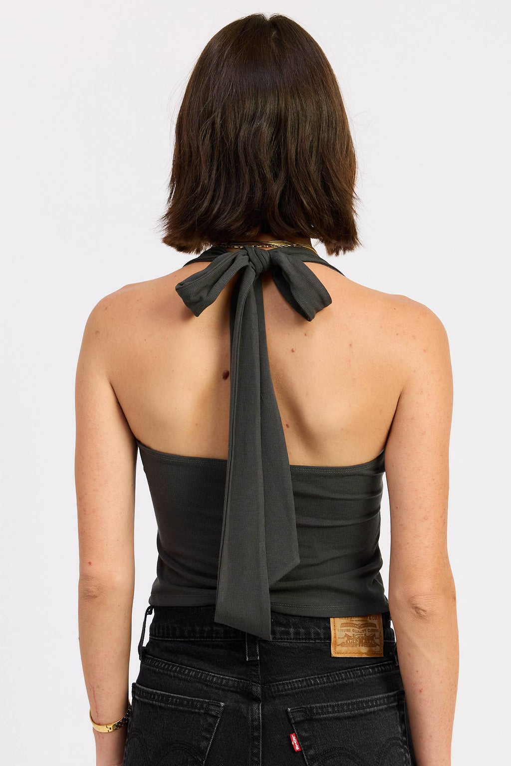 HALTER TIE BACK KNIT TOP WITH FRONT CUTOUT