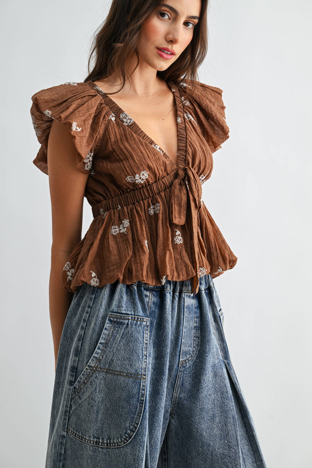 EMBROIDERED TIE-WAIST CROP TOP