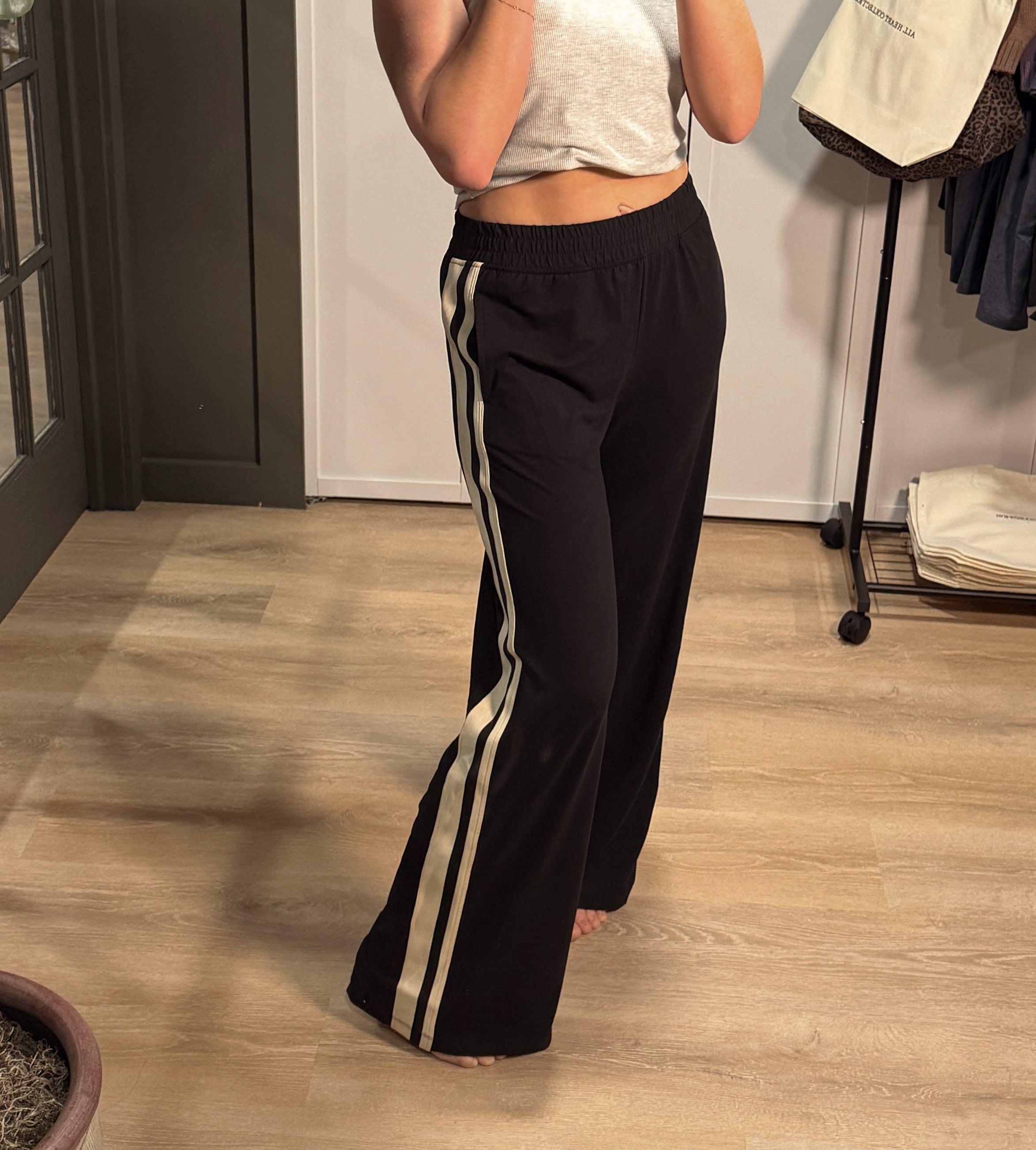 BUTTER SOFT SIDE CONTRAST STRAIGHT PANT