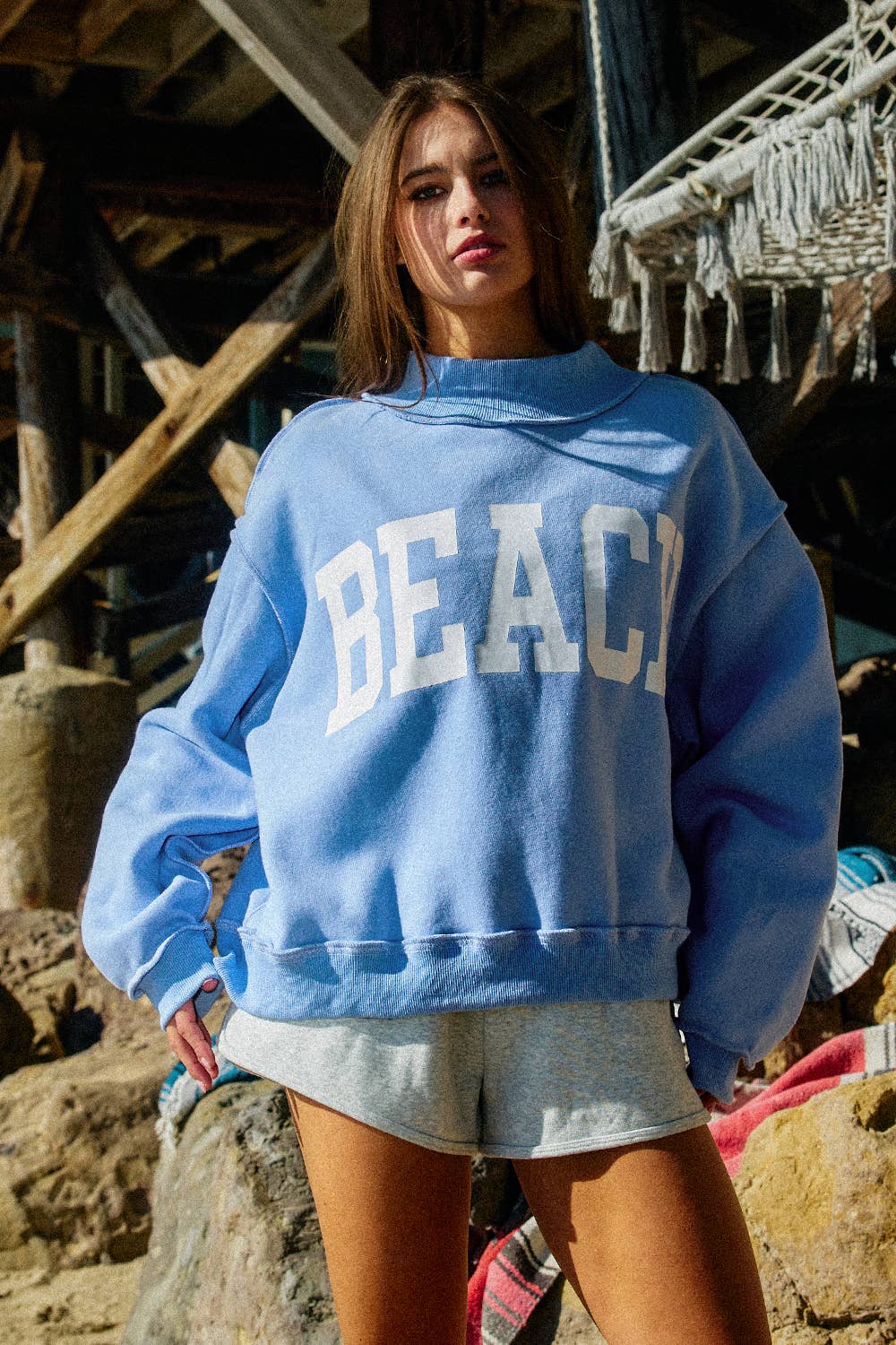 BEACH/LAKE Reversible Mock-neck Crop Sweatshirt
