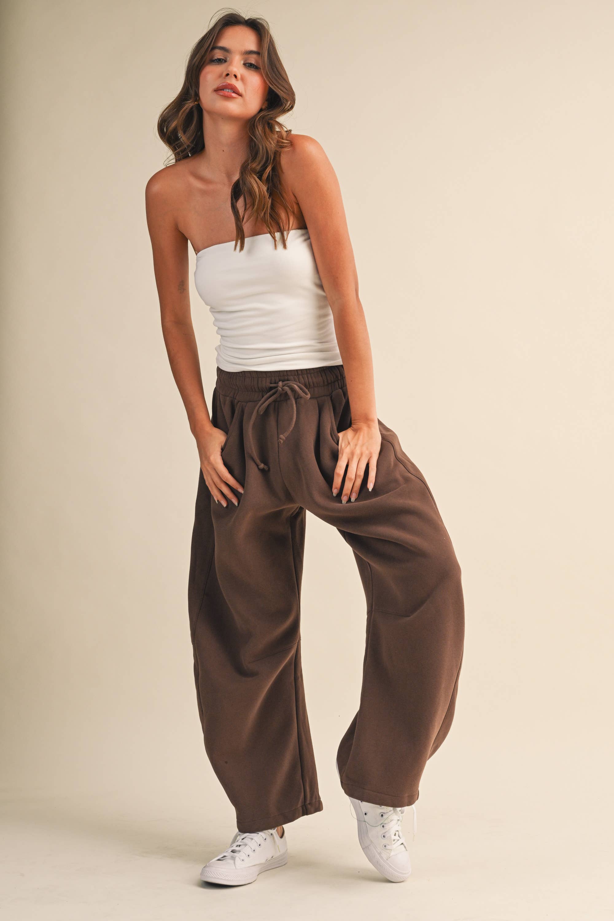 BARREL SWEATPANTS WITH SIDE POCKETS