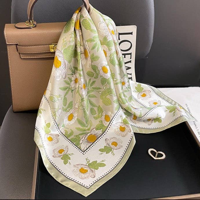 Spring Meadow Daisy Banada Scarf