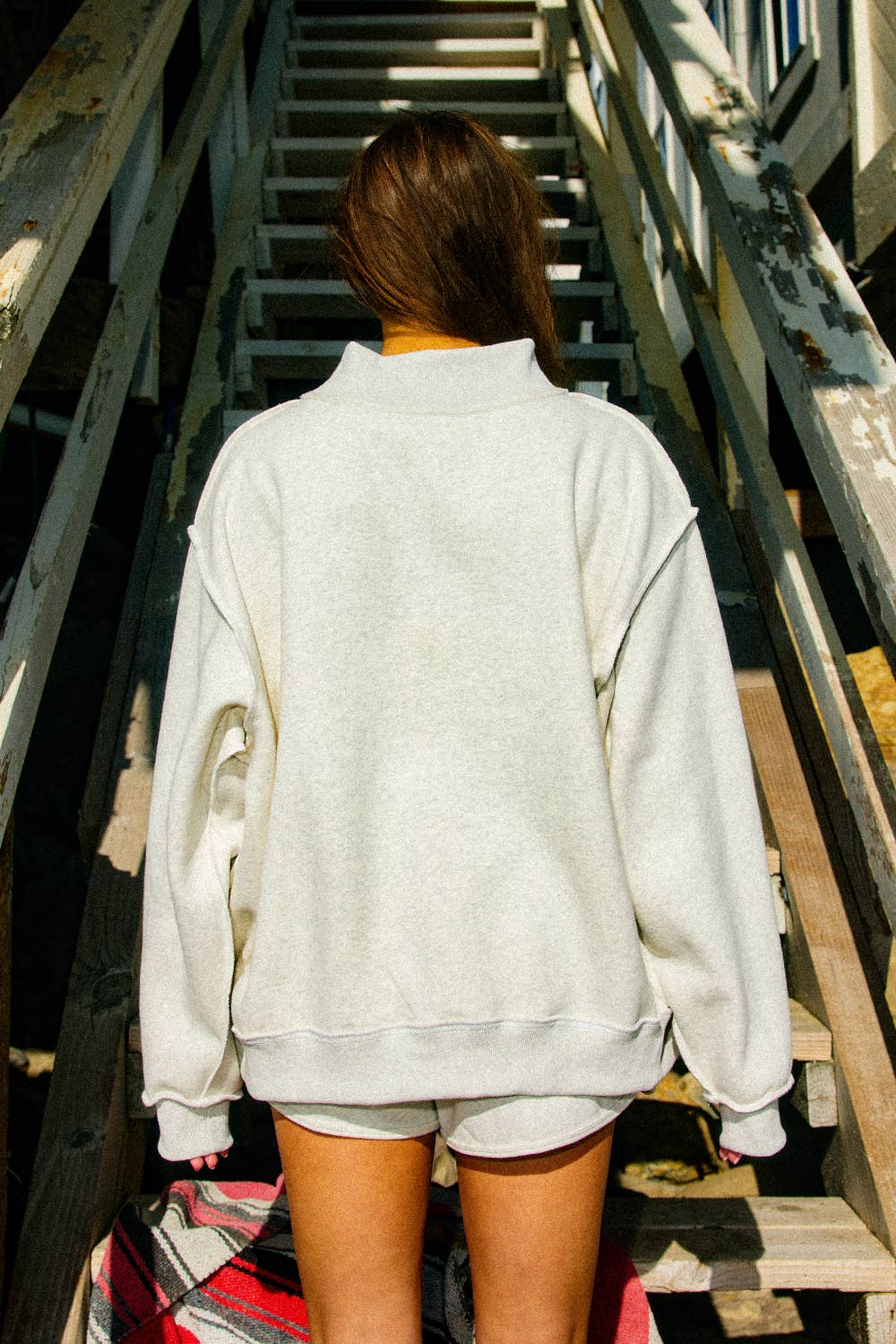 Reversible 'LAKE & MOUNTAIN' Mock-neck Sweatshirt