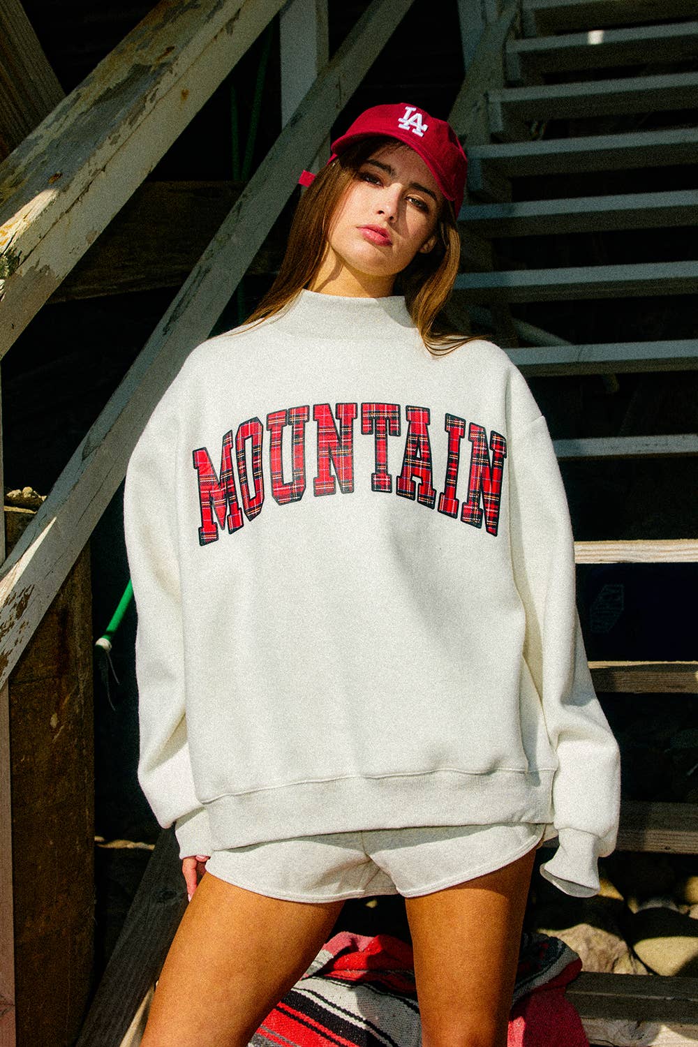 Reversible 'LAKE & MOUNTAIN' Mock-neck Sweatshirt